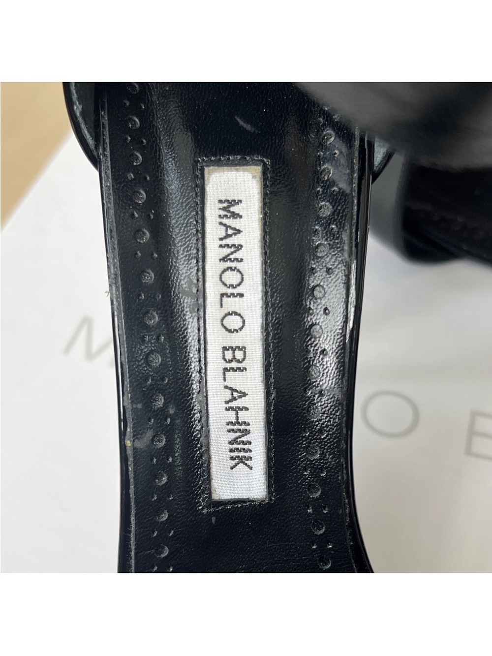 Manolo Blahnik Loma Black Patent Leather Strappy Heel Heel EU 38.5 - Picture 3 of 13